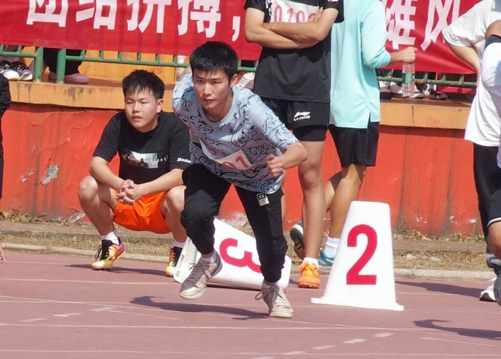 93a4f8a766e449f48eeacdded70e494c.jpg 93a4f8a766e449f48eeacdded70e494c.jpg