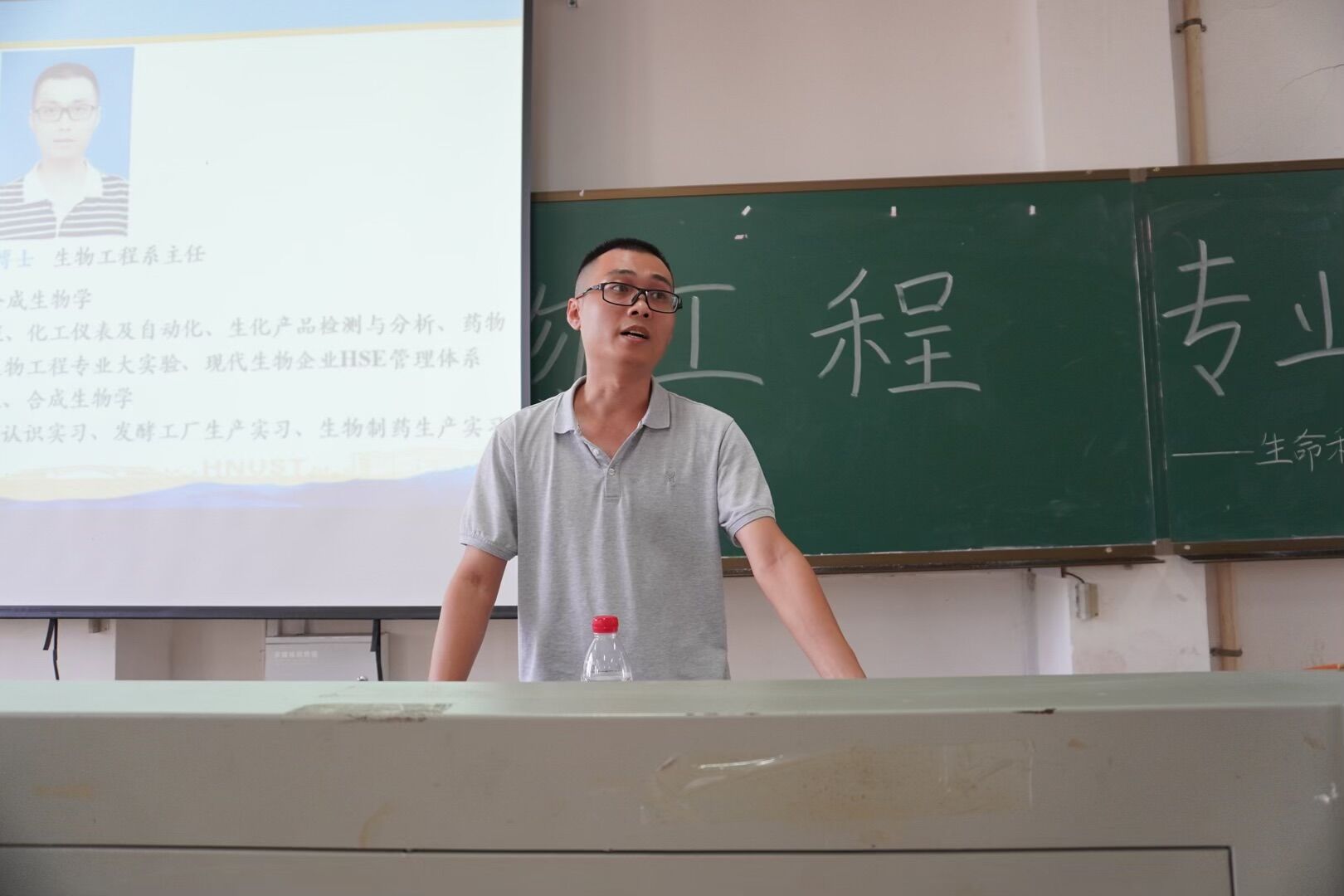 dec4e2684335464a96f04e5abfc9d52d.jpg dec4e2684335464a96f04e5abfc9d52d.jpg